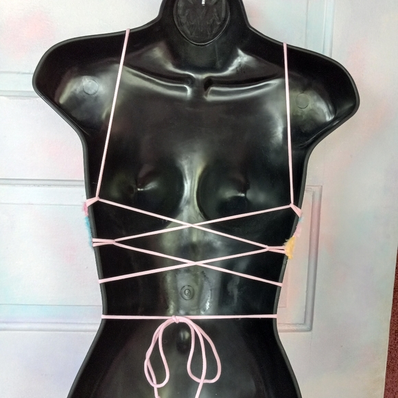 Soft & fuzzy retro floral rave gear crop top w/ criss cross back! Festival wear! - Picture 5 of 6